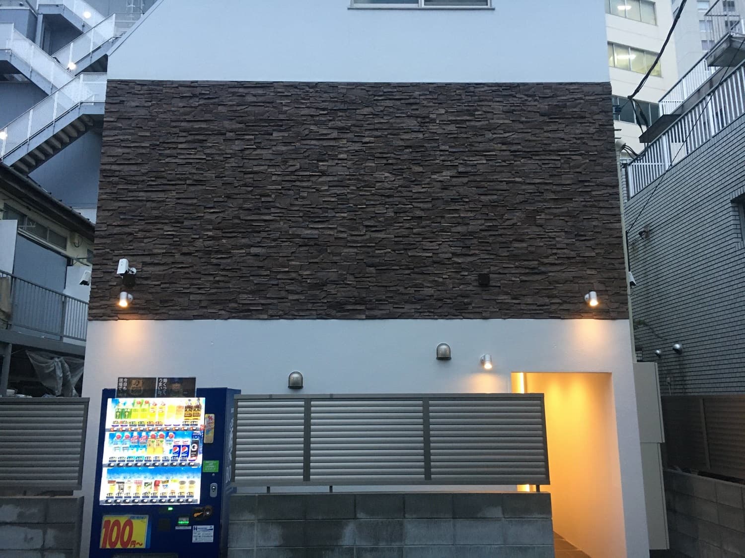 GLOU東新宿 新館