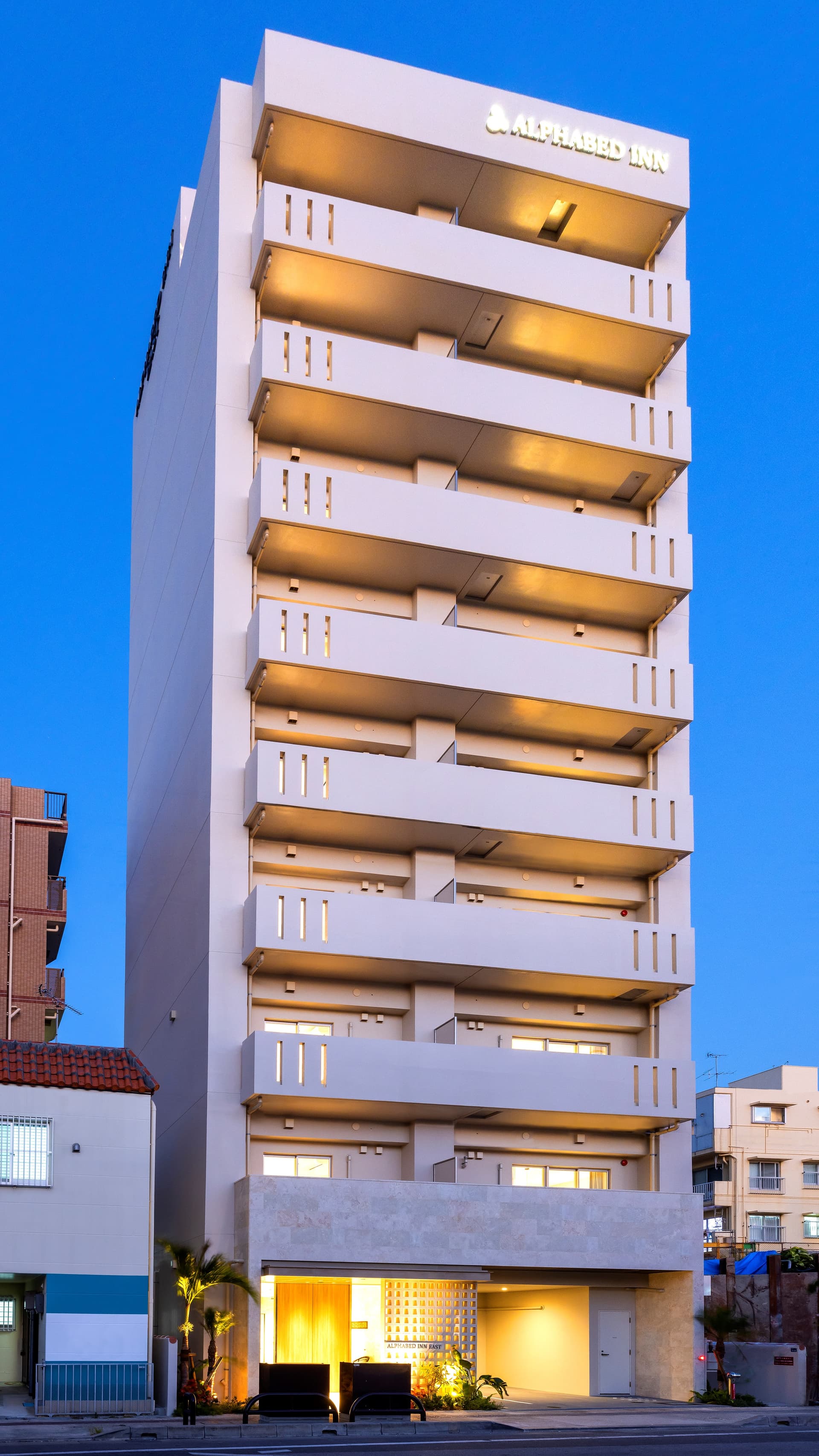アルファベッドイン那覇国際通りEAST
