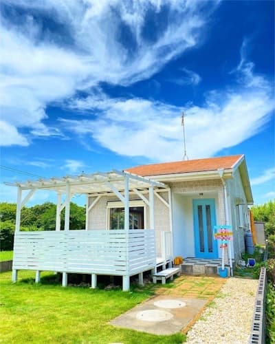 ビーチハウスをイメージした海を感じる1日1組限定のお宿 ^