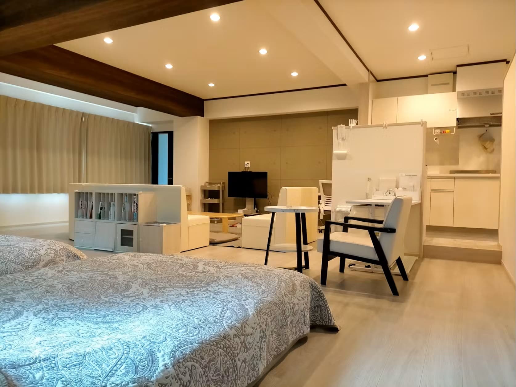 民泊123【広々75m2】ワンフロアタイプ 戸建て1階貸し切り/民泊