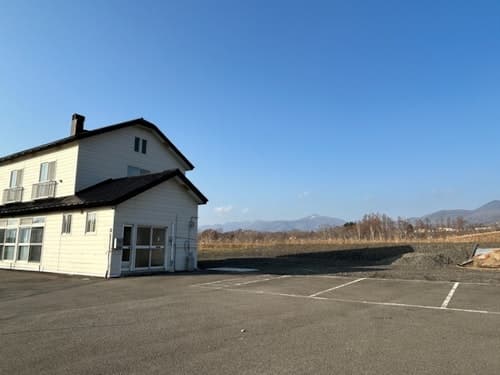 日の出ランド ^