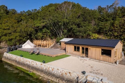 海の貸切リトリート「UMILABO」 ^