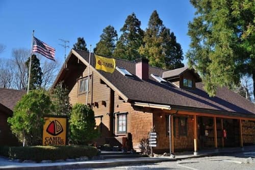 キャンプ・アンド・キャビンズ那須高原 ^