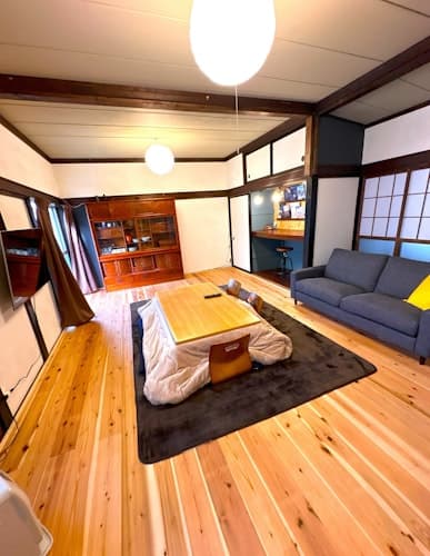 【外国語OK】新倉山浅間公園至近、東京アクセス良好!富士山・河口湖観光に便利な古民家一棟貸し/民泊