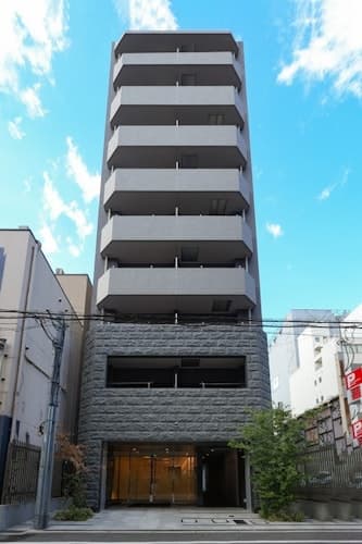 Apartment Hotel 11心斎橋店 ^