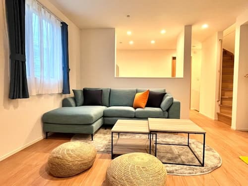 車でUSJまで10分!新築/無料駐車場付き(最大10名)CS9/民泊