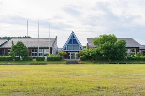 長井小学校跡地 キャンプ場 ^