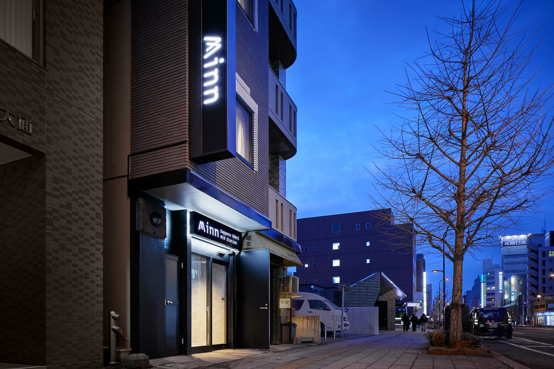 Minn 札幌大通 西18 Station