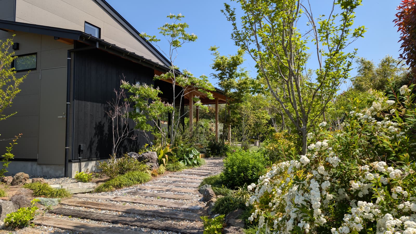 鴨川プライベートヴィラうら庭