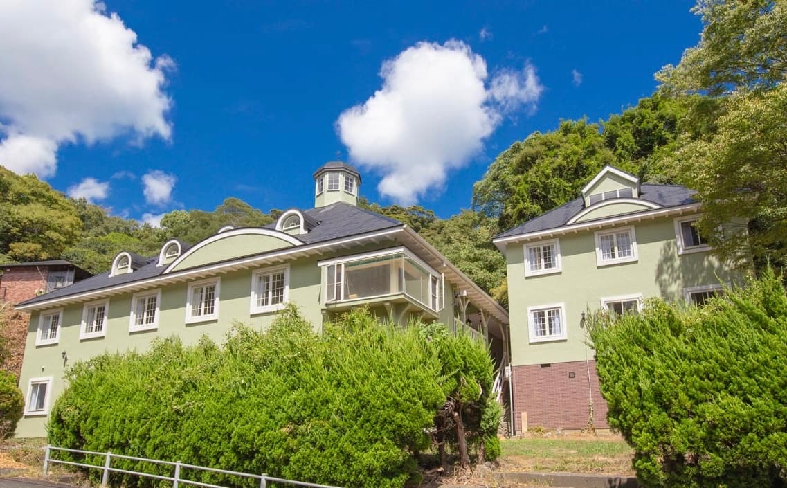 The Lighthouse Seaside Inn