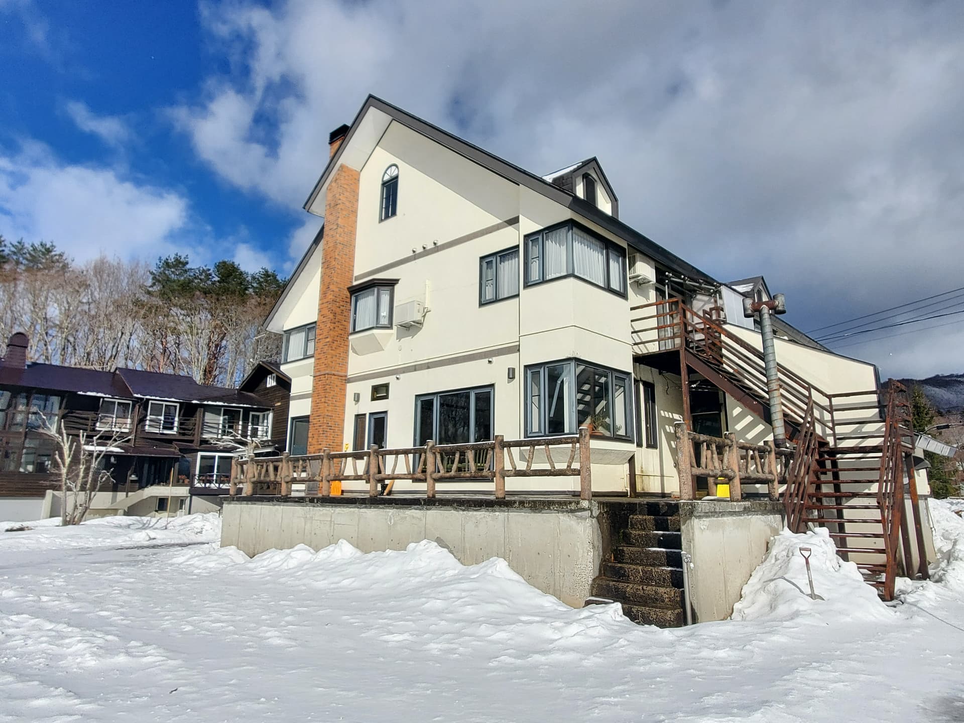 ペンション歩野慕野