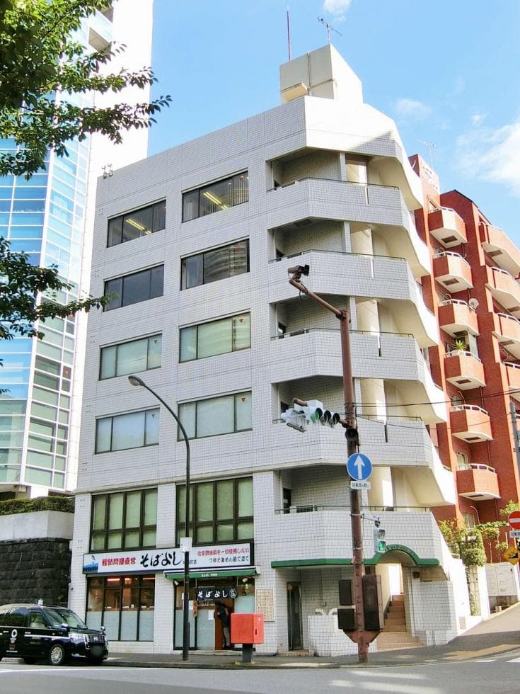 illi Toas Tokyo-Toranomon