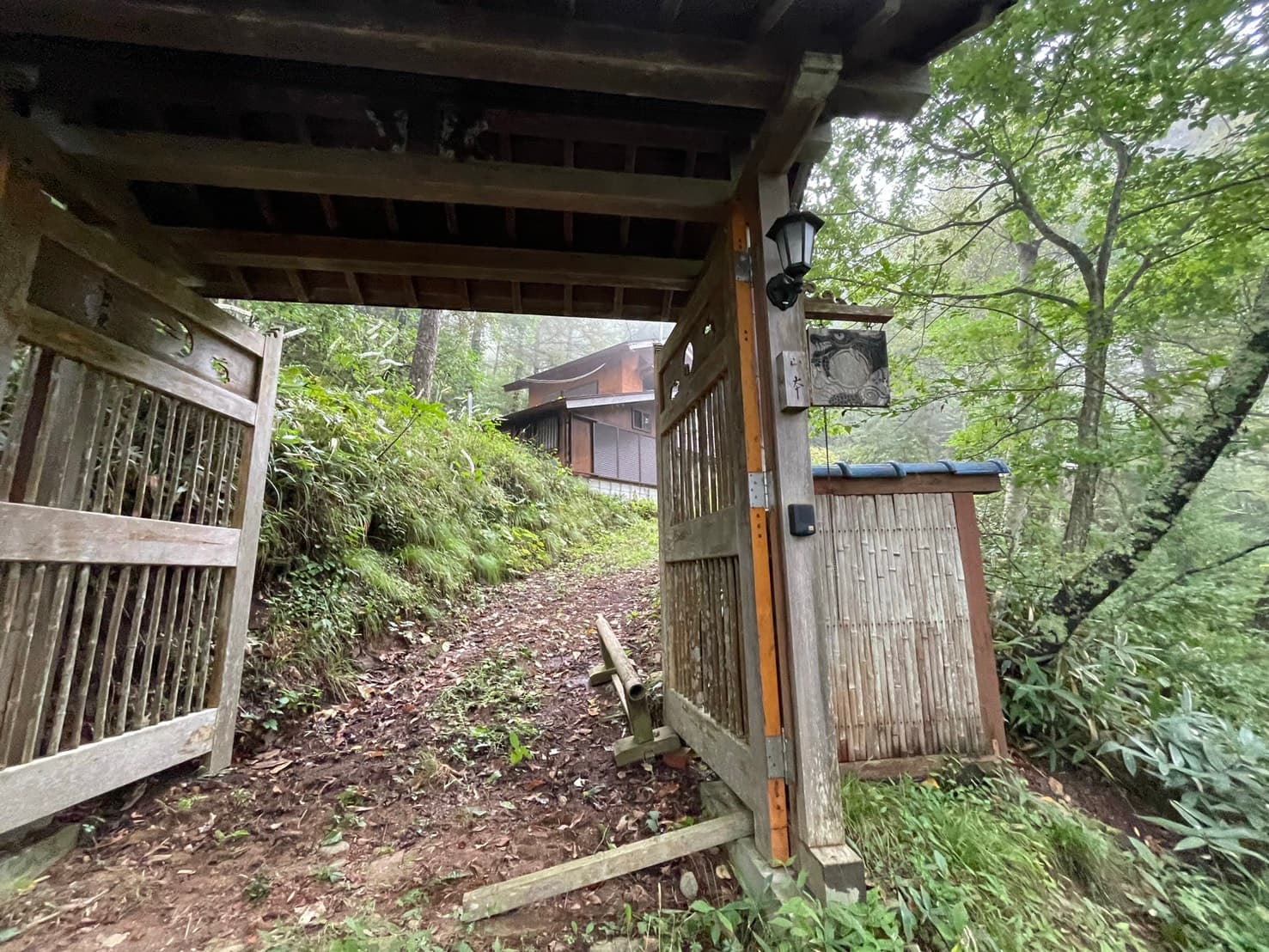 一棟貸しの宿 途方