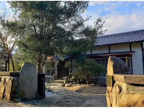 Guest House HIKARI ^