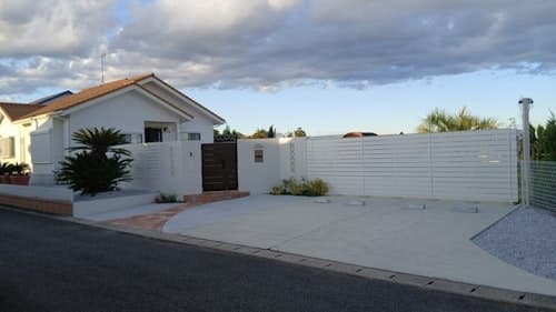 The White House( ホワイトハウス)/民泊