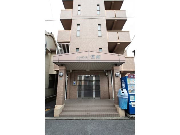 エレガンス京町 ^