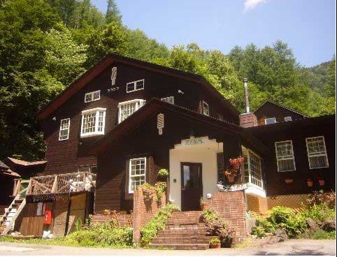 ペンション ポエティカル