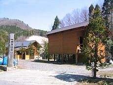 ログハウス 奥津山荘