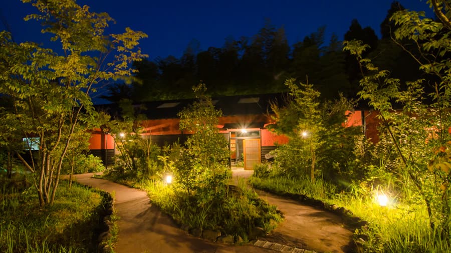 霧島温泉郷 鳥遊ぶ森の宿 ふたり静