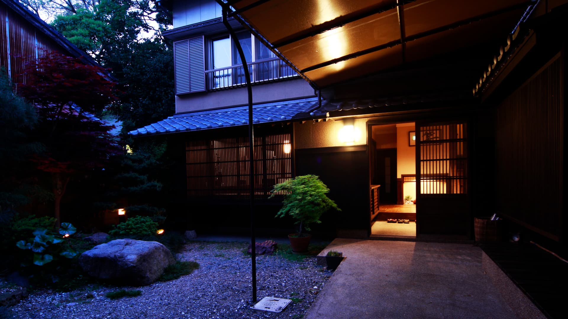 日間賀島 島宿 すずき