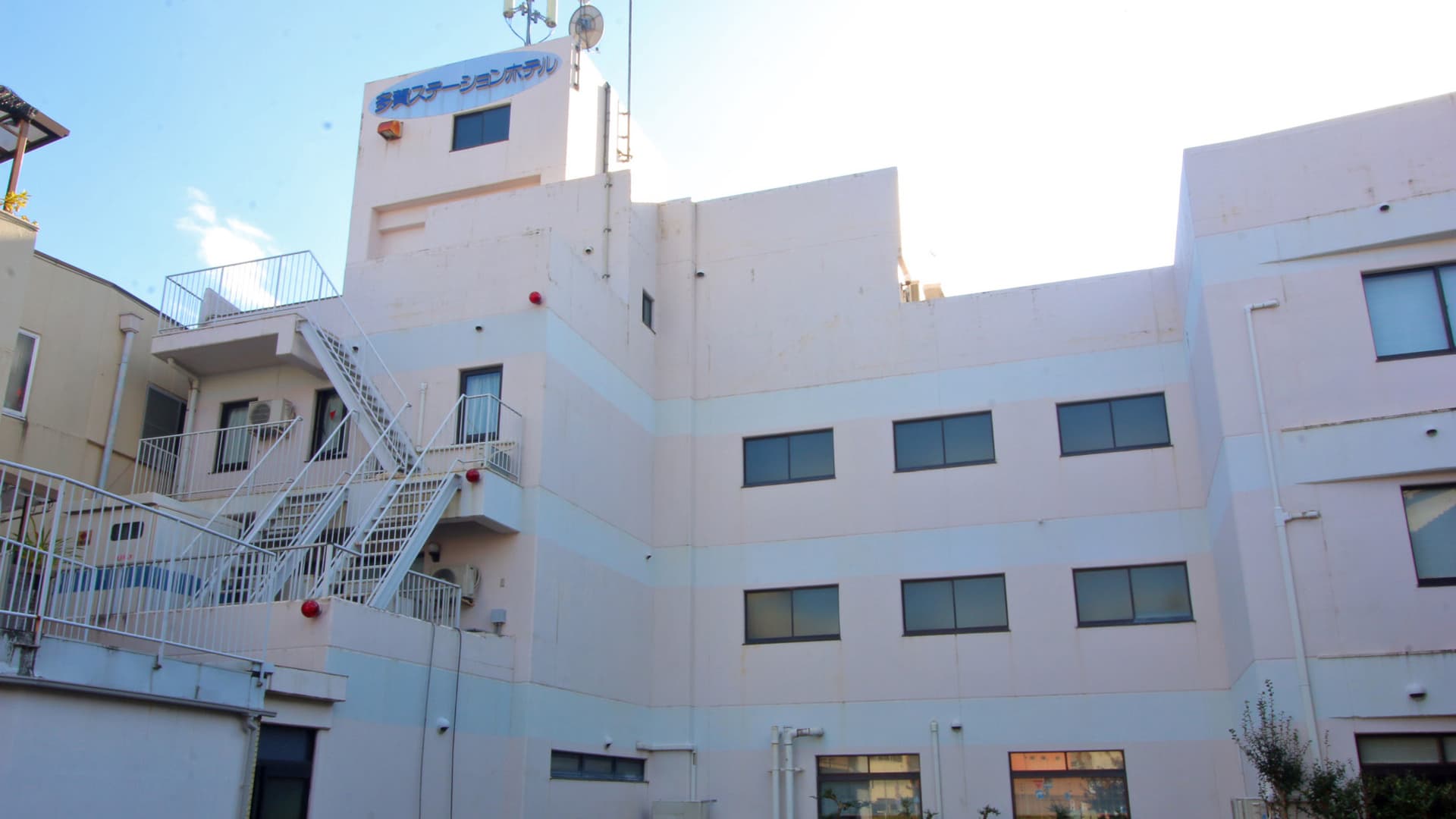 常陸多賀駅から徒歩1分 駅に一番近いホテル 多賀ステーションホテル