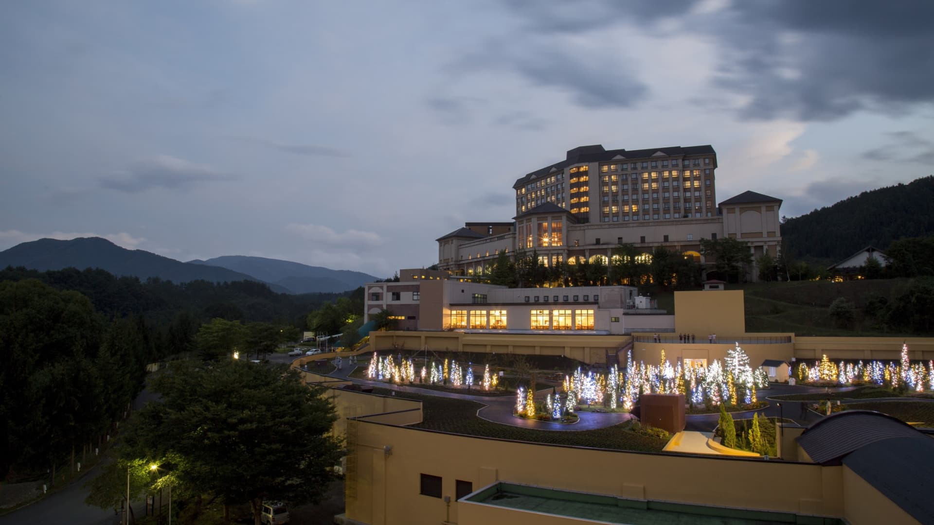鶯宿温泉 ホテル森の風 鶯宿