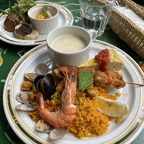 Sala ANDALUZA サラ アンダルーサ