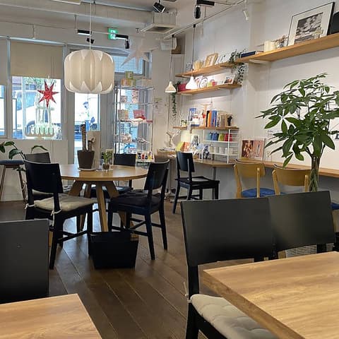 Besties Cafe ベスティーズ カフェ