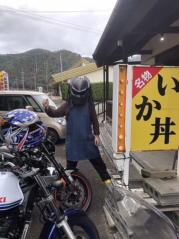 ドライブインよしだ