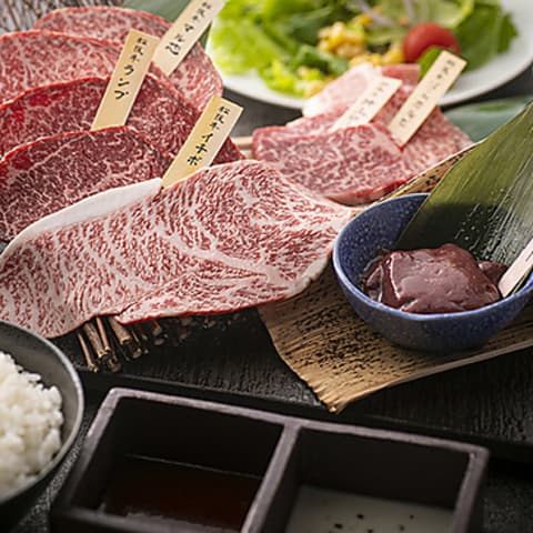 松阪牛炭火焼肉 伊勢十