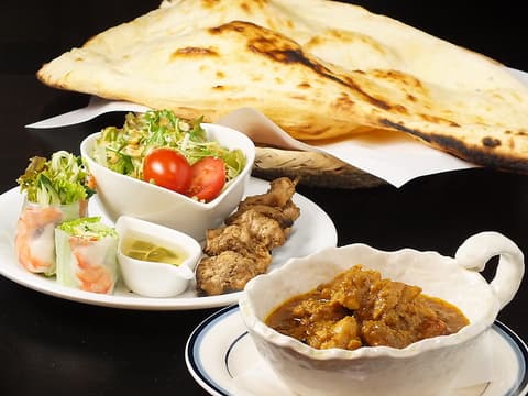 フードパラダイス エムエム Food Paradise MM