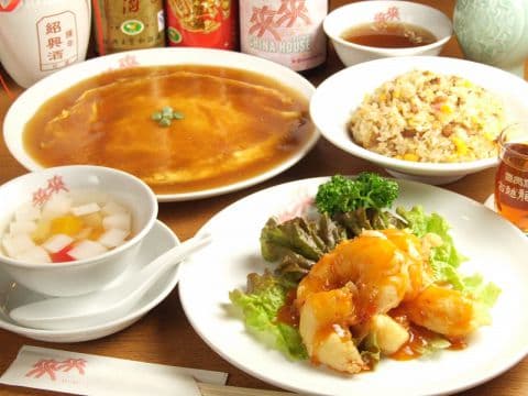 大門 チャイナハウス 來來