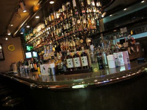 shot bar andre アンドレ d.d.house店