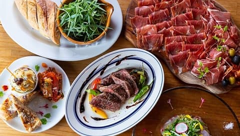 綾瀬ワインバル 八十郎商店