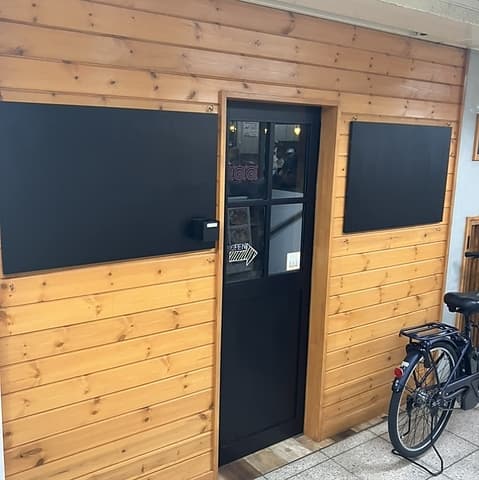 TスタンドバルおかもとT