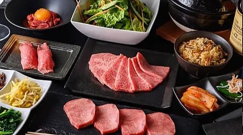 炭火焼肉 いずみの