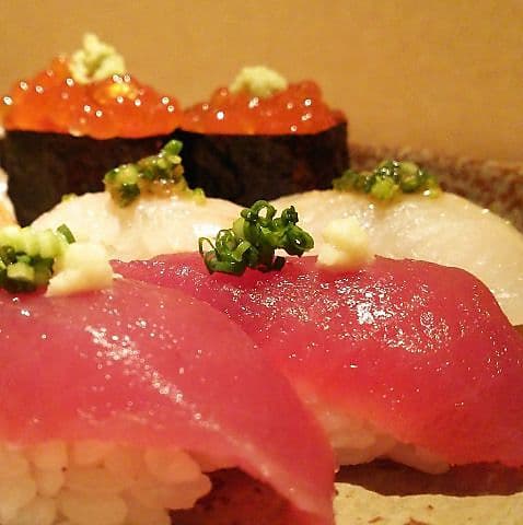 鮨 藤山 とうざん