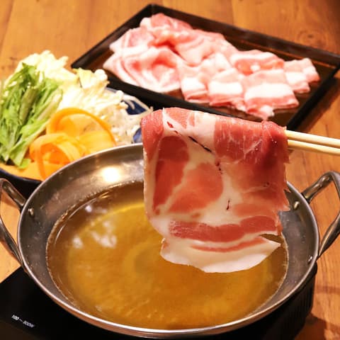 黒豚・黒牛しゃぶしゃぶ SATSUMA かごっまふるさと屋台村