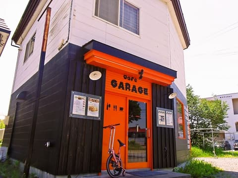 カフェレストラン GARAGE