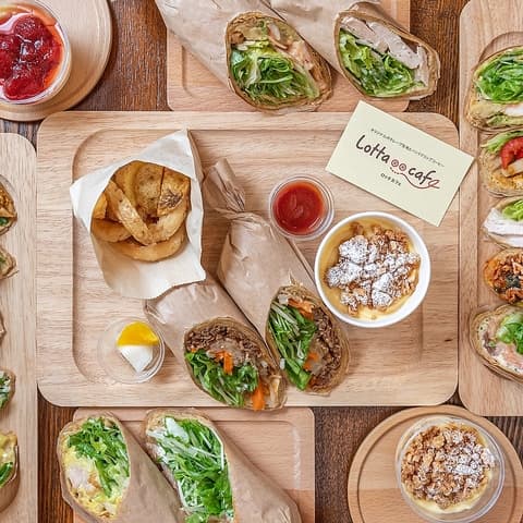 Lotta cafe クレープカフェ