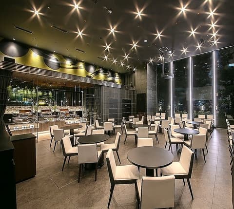 Party Restaurant REGOLITH(レゴリス)