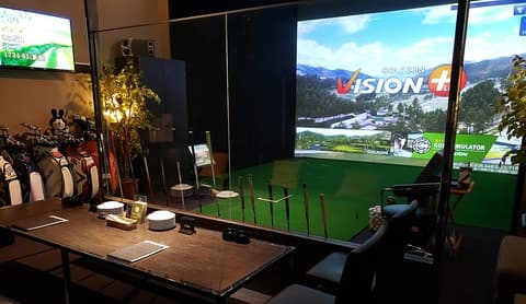 堂島ゴルフクラブ Restraurant Bar St.