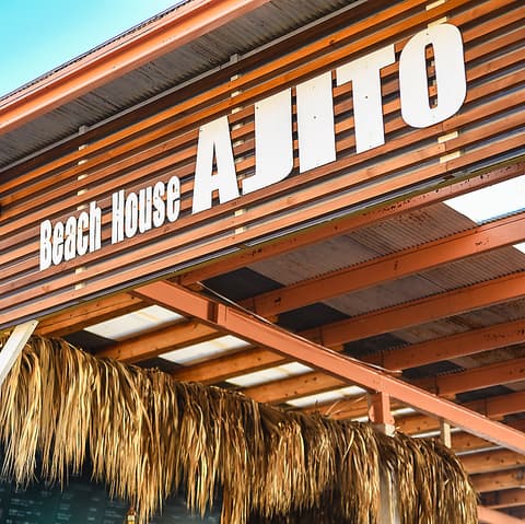 海の家 Beach House AJITO ビーチハウス アジト