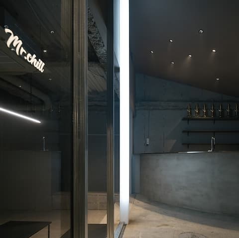 Mr chill SHINSAIBASHI ミスターチル シンサイバシ