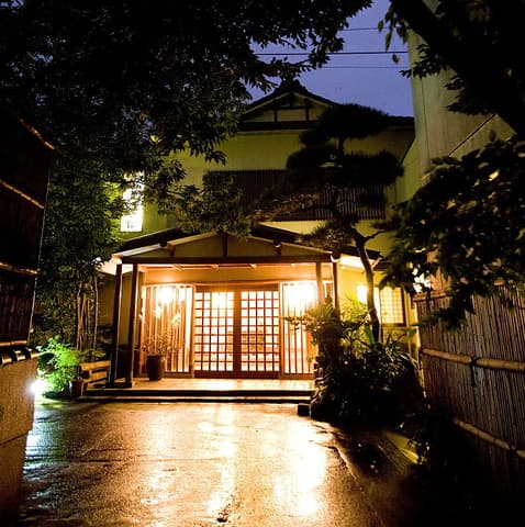 料亭 かも川 本館