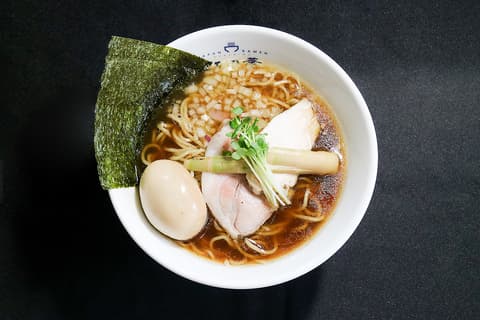 江乃華 JAPAN RAMEN