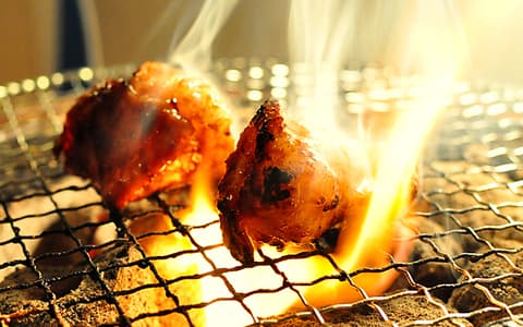 ホルモン・焼肉 8 hachi