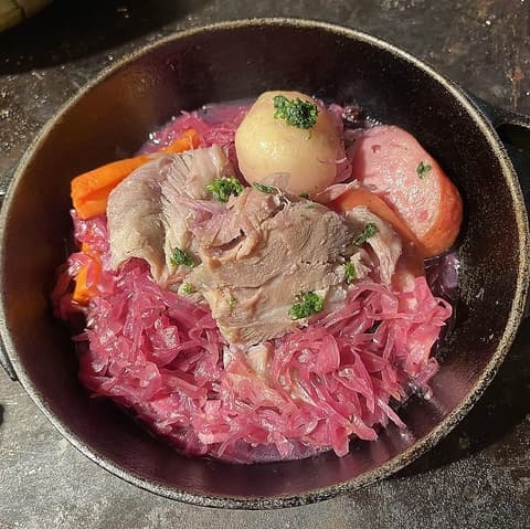 フレンチ小料理屋 ピエドコション