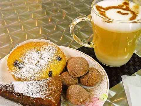 goopy cafe グーピィー カフェ