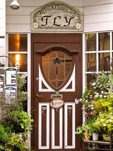 アルブマロカフェ・TLY